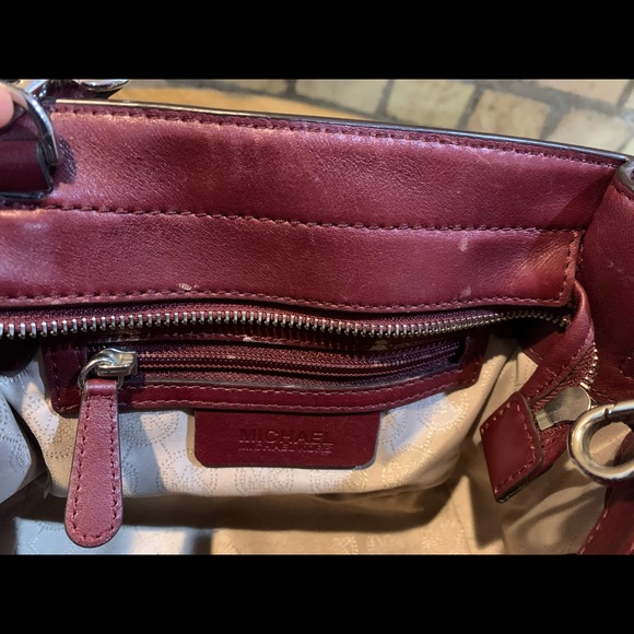 Michael Kors small satchel bag - Picture 2 of 5